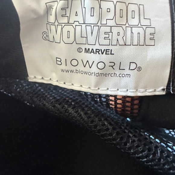 Marvel Deadpool hat - Picture 5 of 5